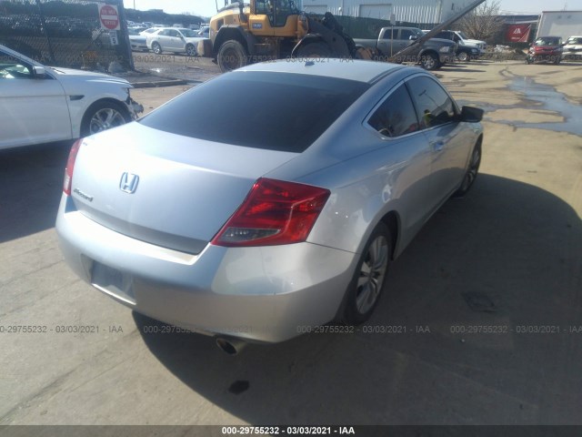 Photo 3 VIN: 1HGCS1B81CA019169 - HONDA ACCORD CPE 