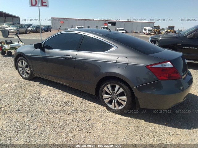 Photo 2 VIN: 1HGCS1B82AA009487 - HONDA ACCORD CPE 