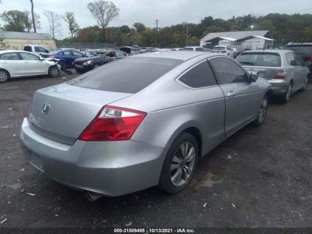 Photo 3 VIN: 1HGCS1B82AA012860 - HONDA ACCORD CPE 