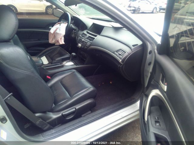 Photo 4 VIN: 1HGCS1B82AA012860 - HONDA ACCORD CPE 