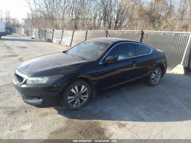 Photo 1 VIN: 1HGCS1B82AA014768 - HONDA ACCORD CPE 