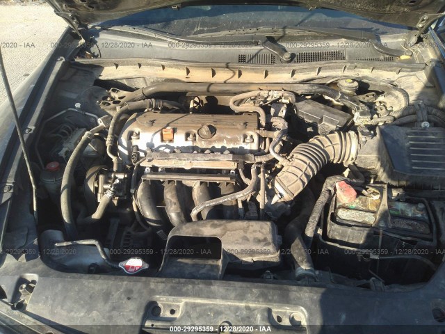 Photo 9 VIN: 1HGCS1B82AA014768 - HONDA ACCORD CPE 