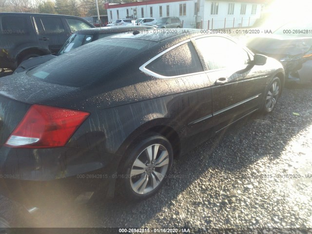 Photo 3 VIN: 1HGCS1B82CA018547 - HONDA ACCORD CPE 