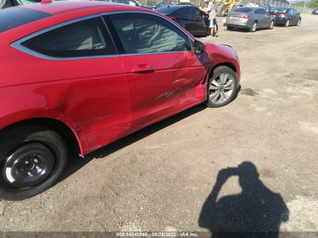 Photo 5 VIN: 1HGCS1B82CA023666 - HONDA ACCORD CPE 