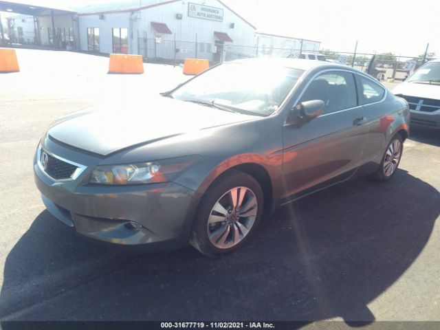 Photo 1 VIN: 1HGCS1B83AA013404 - HONDA ACCORD CPE 