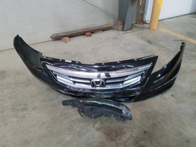 Photo 8 VIN: 1HGCS1B83BA000217 - HONDA ACCORD EXL 