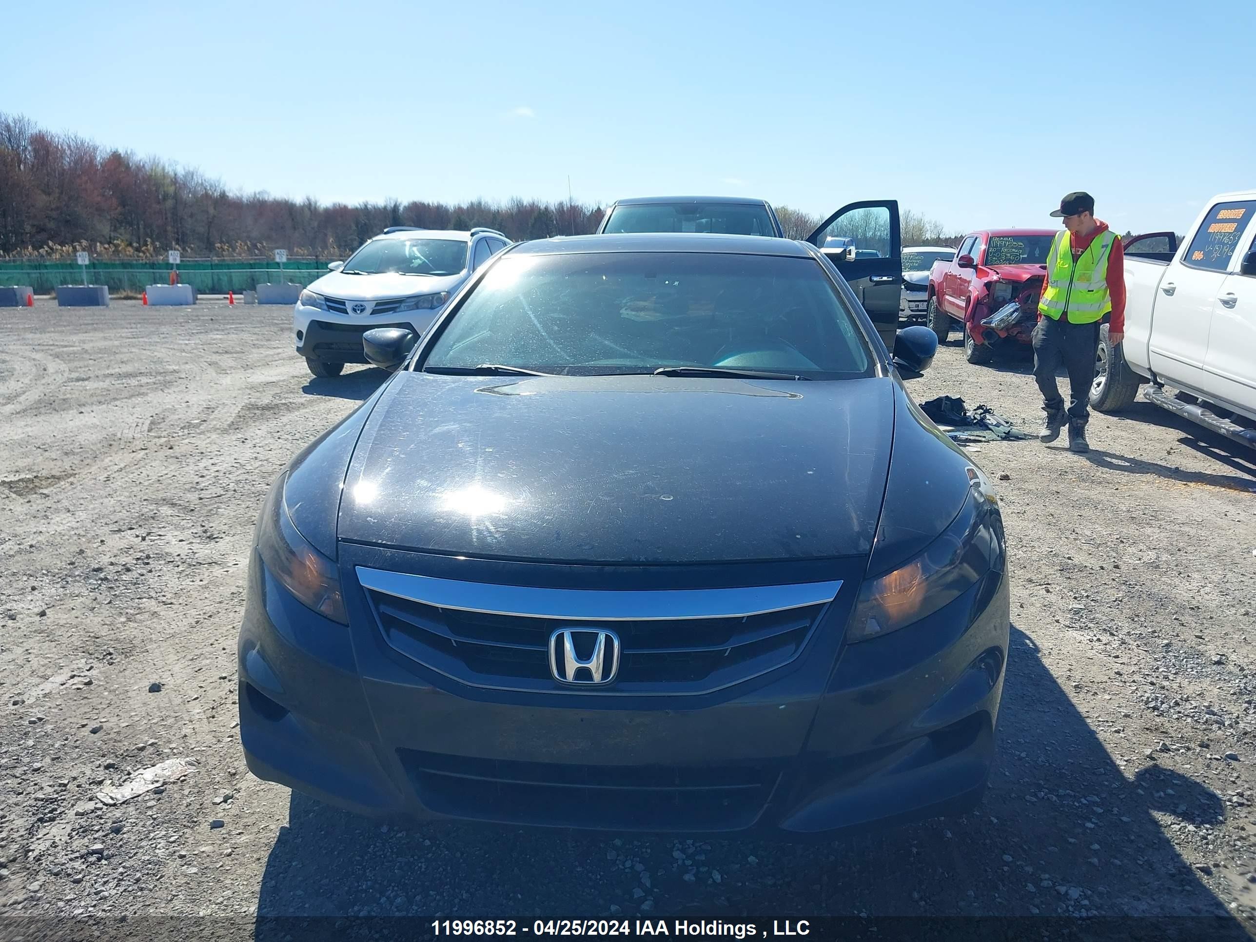 Photo 10 VIN: 1HGCS1B83BA800807 - HONDA ACCORD 