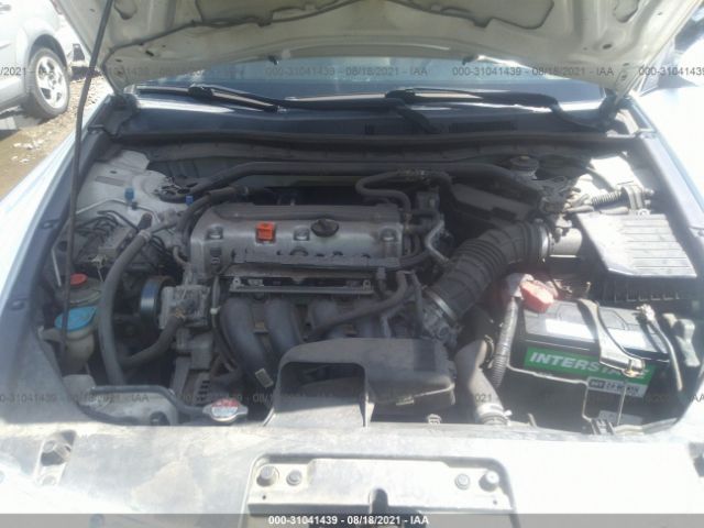 Photo 9 VIN: 1HGCS1B83CA001370 - HONDA ACCORD CPE 