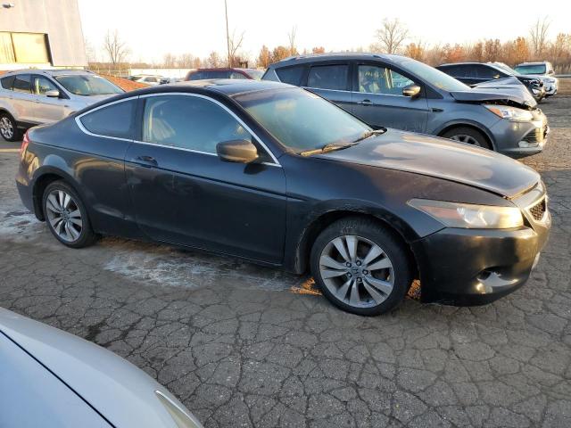 Photo 3 VIN: 1HGCS1B84AA000080 - HONDA ACCORD 