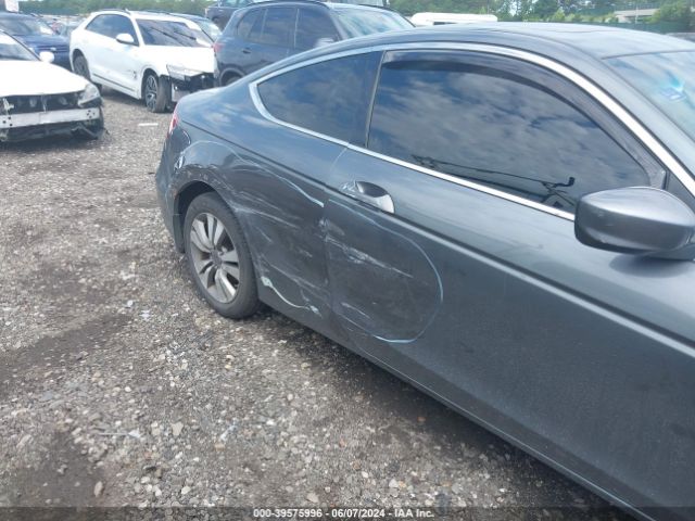 Photo 5 VIN: 1HGCS1B84AA008616 - HONDA ACCORD 