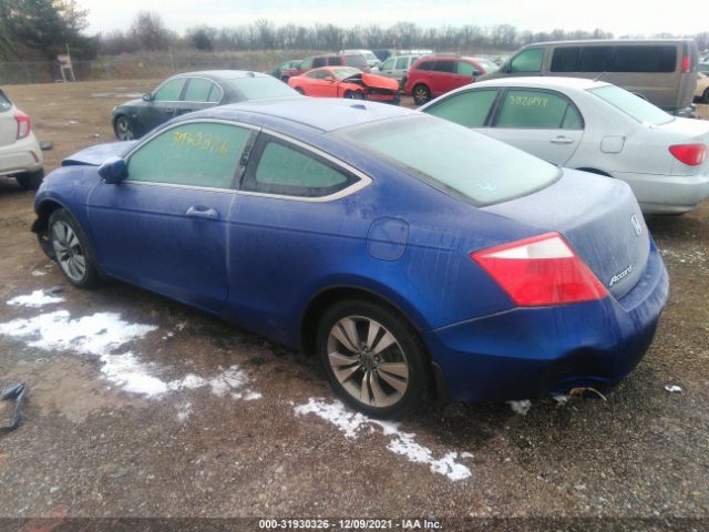 Photo 2 VIN: 1HGCS1B84AA008793 - HONDA ACCORD CPE 