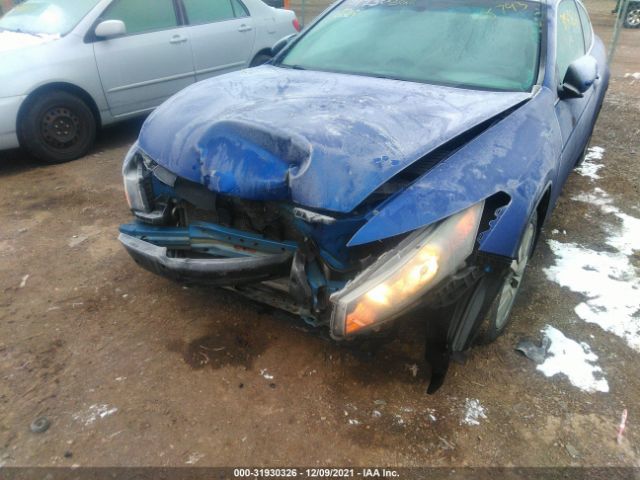 Photo 5 VIN: 1HGCS1B84AA008793 - HONDA ACCORD CPE 