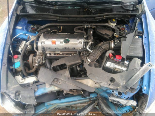 Photo 9 VIN: 1HGCS1B84AA008793 - HONDA ACCORD CPE 