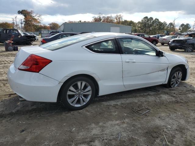 Photo 2 VIN: 1HGCS1B84CA012944 - HONDA ACCORD 