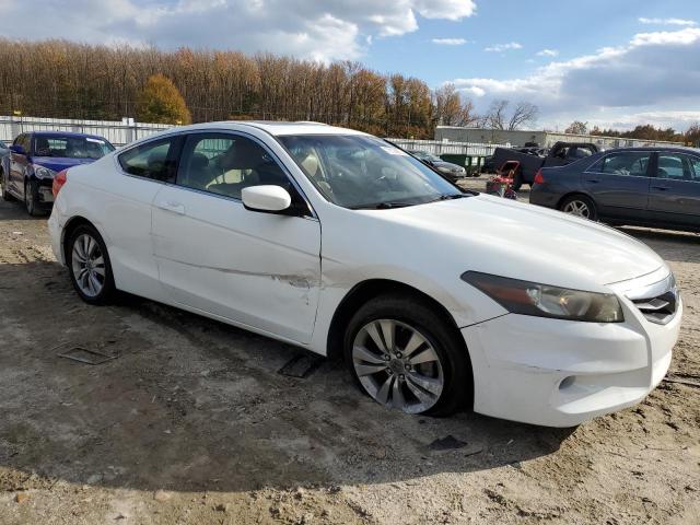 Photo 3 VIN: 1HGCS1B84CA012944 - HONDA ACCORD 