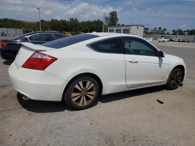 Photo 2 VIN: 1HGCS1B85AA012349 - HONDA ACCORD 