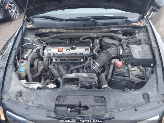 Photo 9 VIN: 1HGCS1B85BA000347 - HONDA ACCORD 