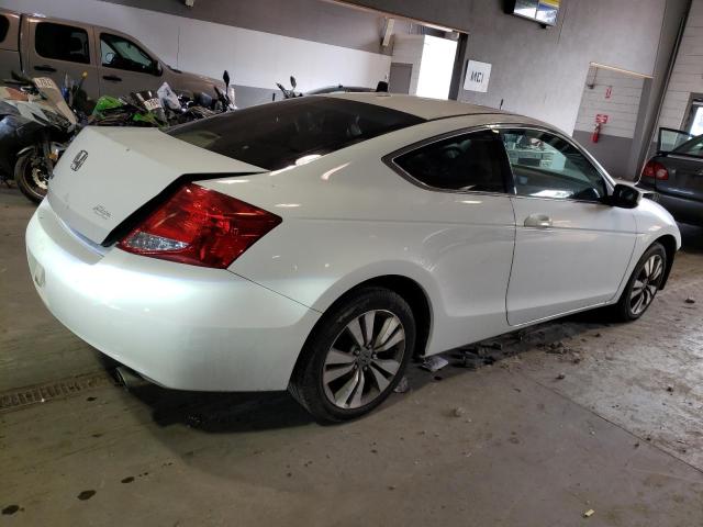 Photo 2 VIN: 1HGCS1B85BA013941 - HONDA ACCORD 