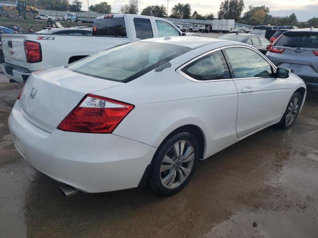 Photo 2 VIN: 1HGCS1B86AA000596 - HONDA ACCORD 