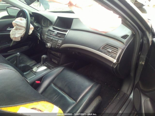 Photo 4 VIN: 1HGCS1B86CA010225 - HONDA ACCORD CPE 