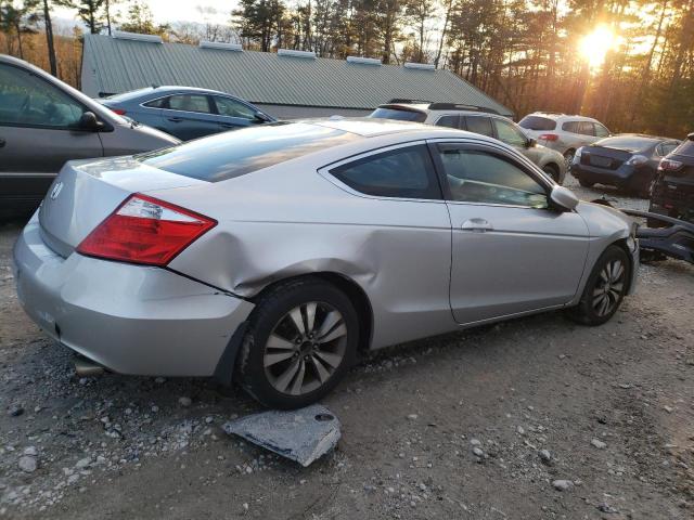 Photo 2 VIN: 1HGCS1B87AA001417 - HONDA ACCORD 