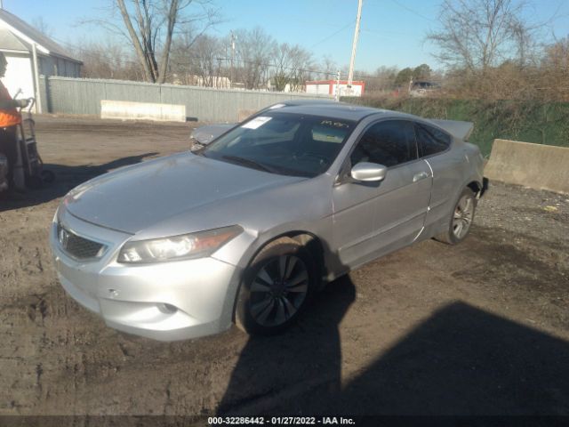 Photo 1 VIN: 1HGCS1B87AA010568 - HONDA ACCORD CPE 