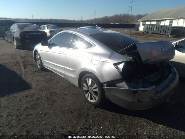 Photo 2 VIN: 1HGCS1B87AA010568 - HONDA ACCORD CPE 