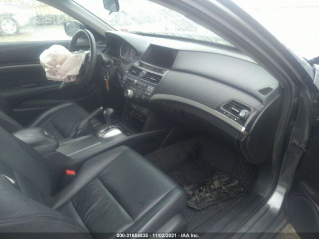 Photo 4 VIN: 1HGCS1B87CA023825 - HONDA ACCORD CPE 