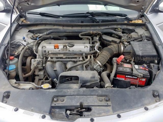 Photo 6 VIN: 1HGCS1B88AA800137 - HONDA ACCORD EXL 