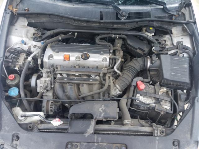 Photo 6 VIN: 1HGCS1B88BA000679 - HONDA ACCORD EXL 