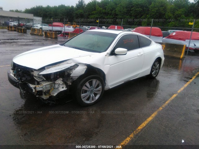 Photo 1 VIN: 1HGCS1B89AA001256 - HONDA ACCORD CPE 