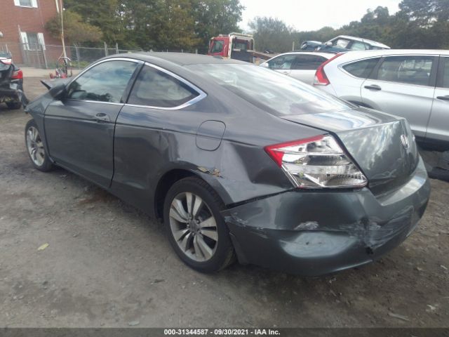 Photo 2 VIN: 1HGCS1B89AA001743 - HONDA ACCORD CPE 