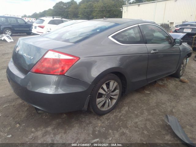 Photo 3 VIN: 1HGCS1B89AA001743 - HONDA ACCORD CPE 