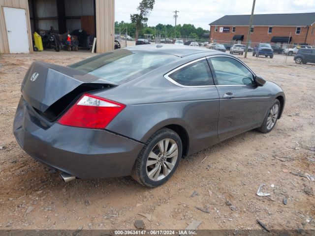 Photo 3 VIN: 1HGCS1B89AA009373 - HONDA ACCORD 