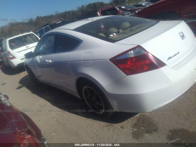 Photo 2 VIN: 1HGCS1B89AA020101 - HONDA ACCORD CPE 