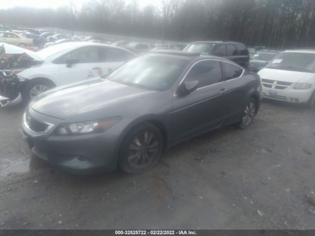 Photo 1 VIN: 1HGCS1B8XAA005283 - HONDA ACCORD CPE 