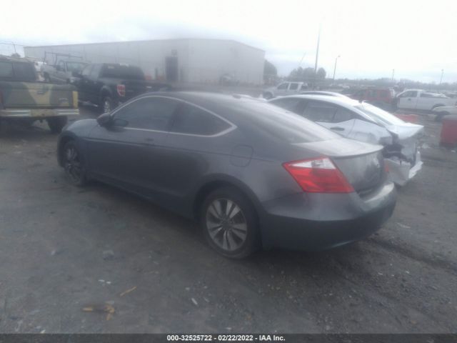 Photo 2 VIN: 1HGCS1B8XAA005283 - HONDA ACCORD CPE 