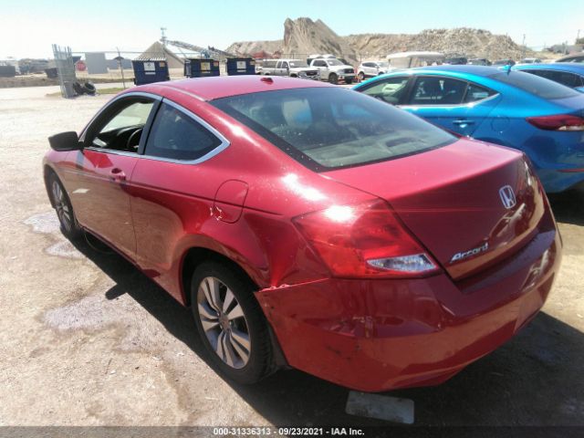 Photo 5 VIN: 1HGCS1B8XBA004930 - HONDA ACCORD CPE 