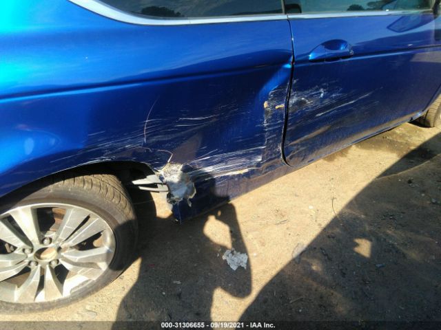 Photo 5 VIN: 1HGCS1B8XBA009870 - HONDA ACCORD CPE 