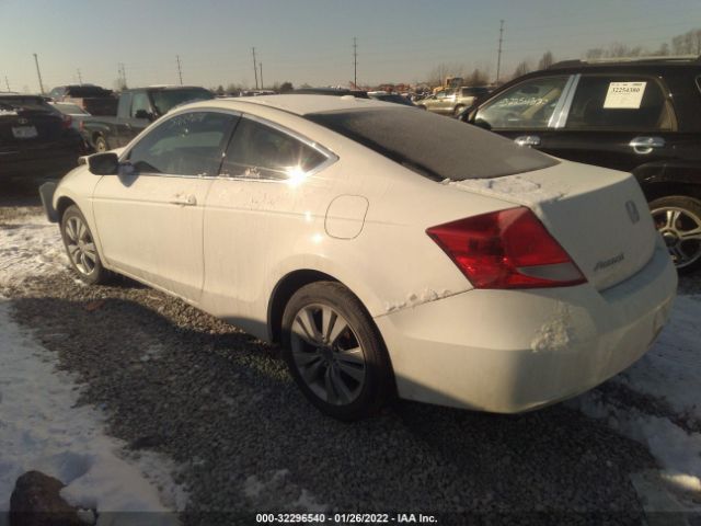 Photo 2 VIN: 1HGCS1B8XCA003794 - HONDA ACCORD CPE 