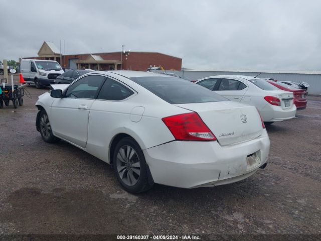 Photo 2 VIN: 1HGCS1B8XCA017937 - HONDA ACCORD 