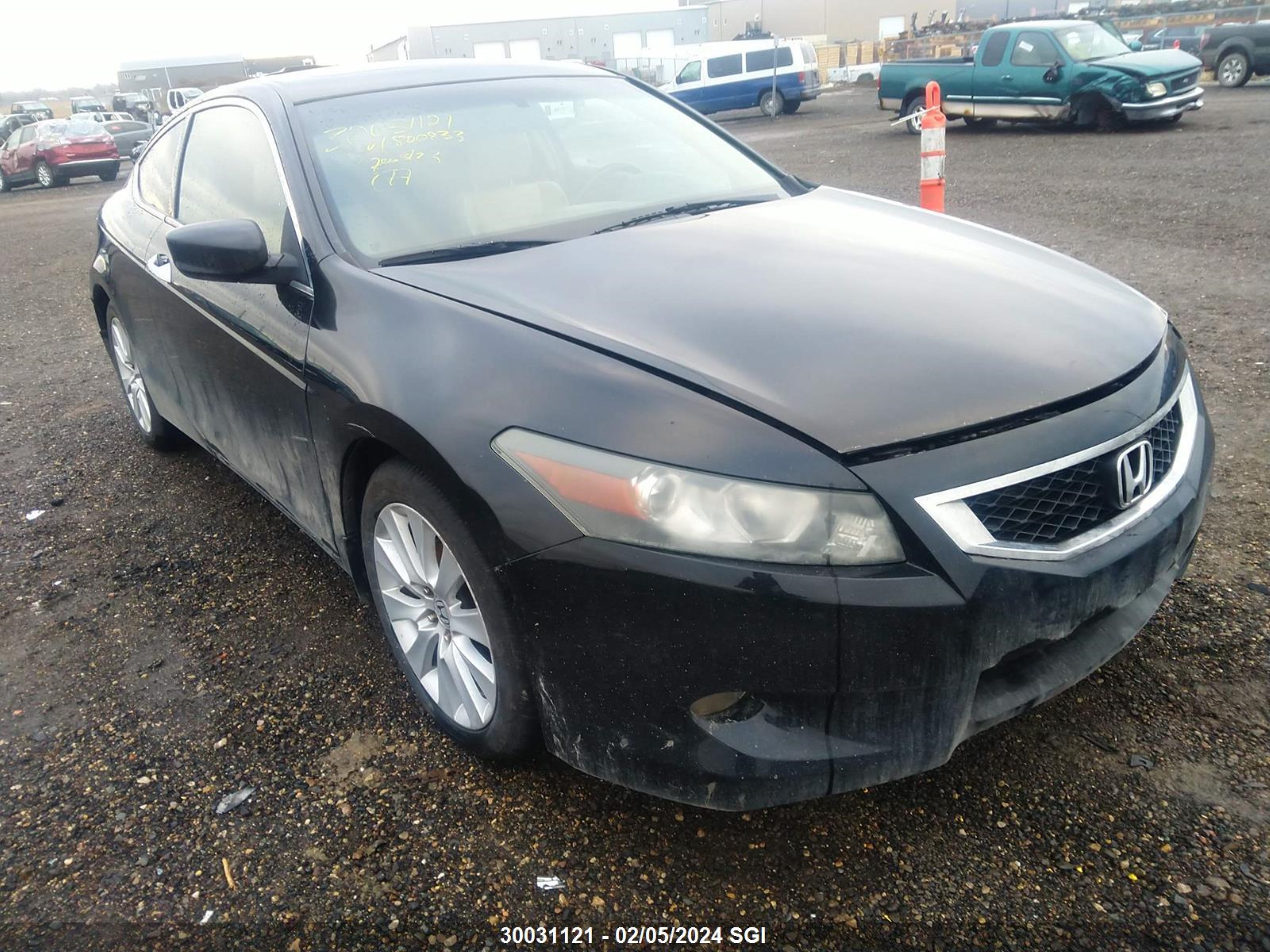 Photo 0 VIN: 1HGCS21829A800833 - HONDA ACCORD 