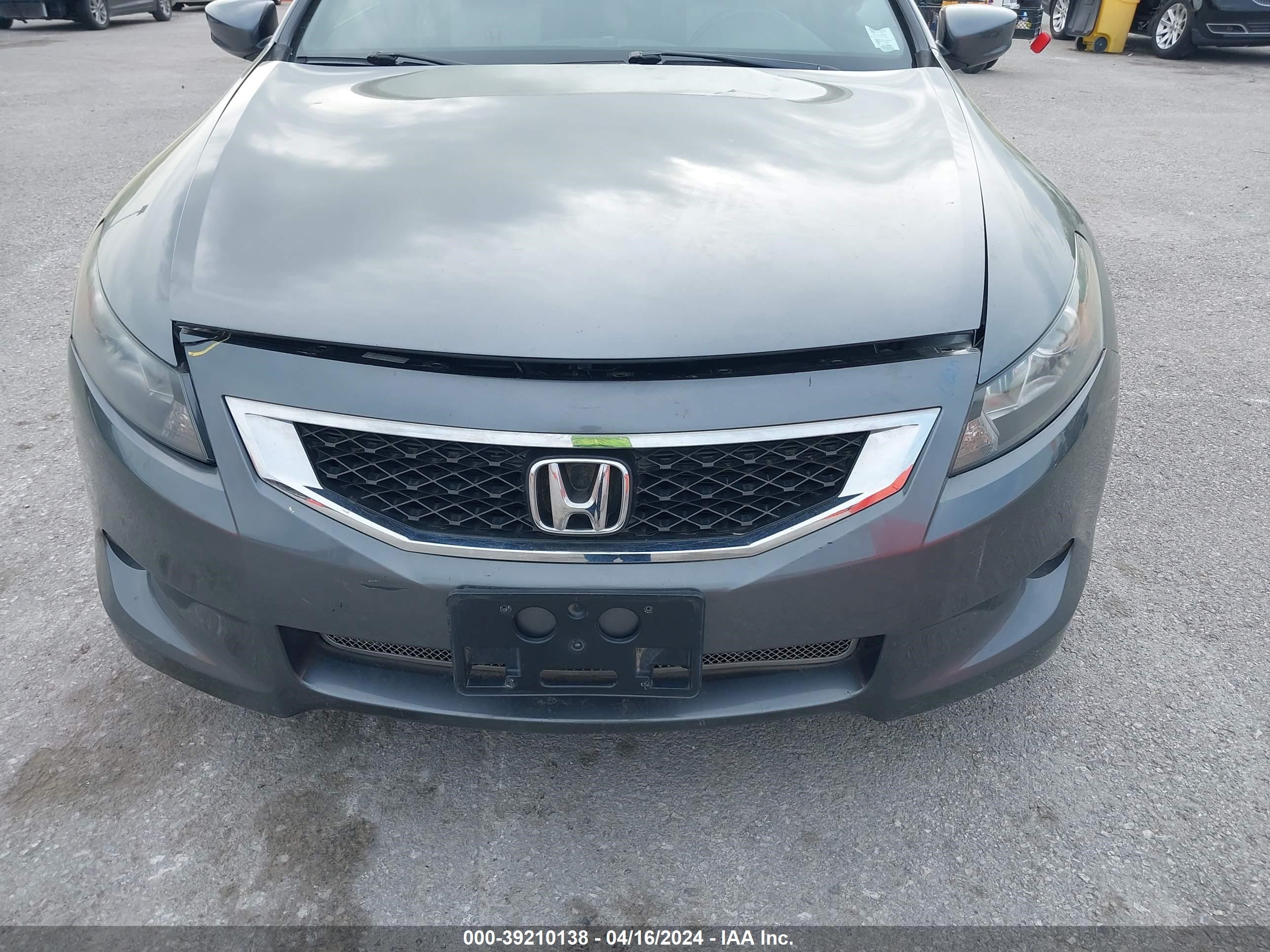 Photo 12 VIN: 1HGCS22808A016180 - HONDA ACCORD 