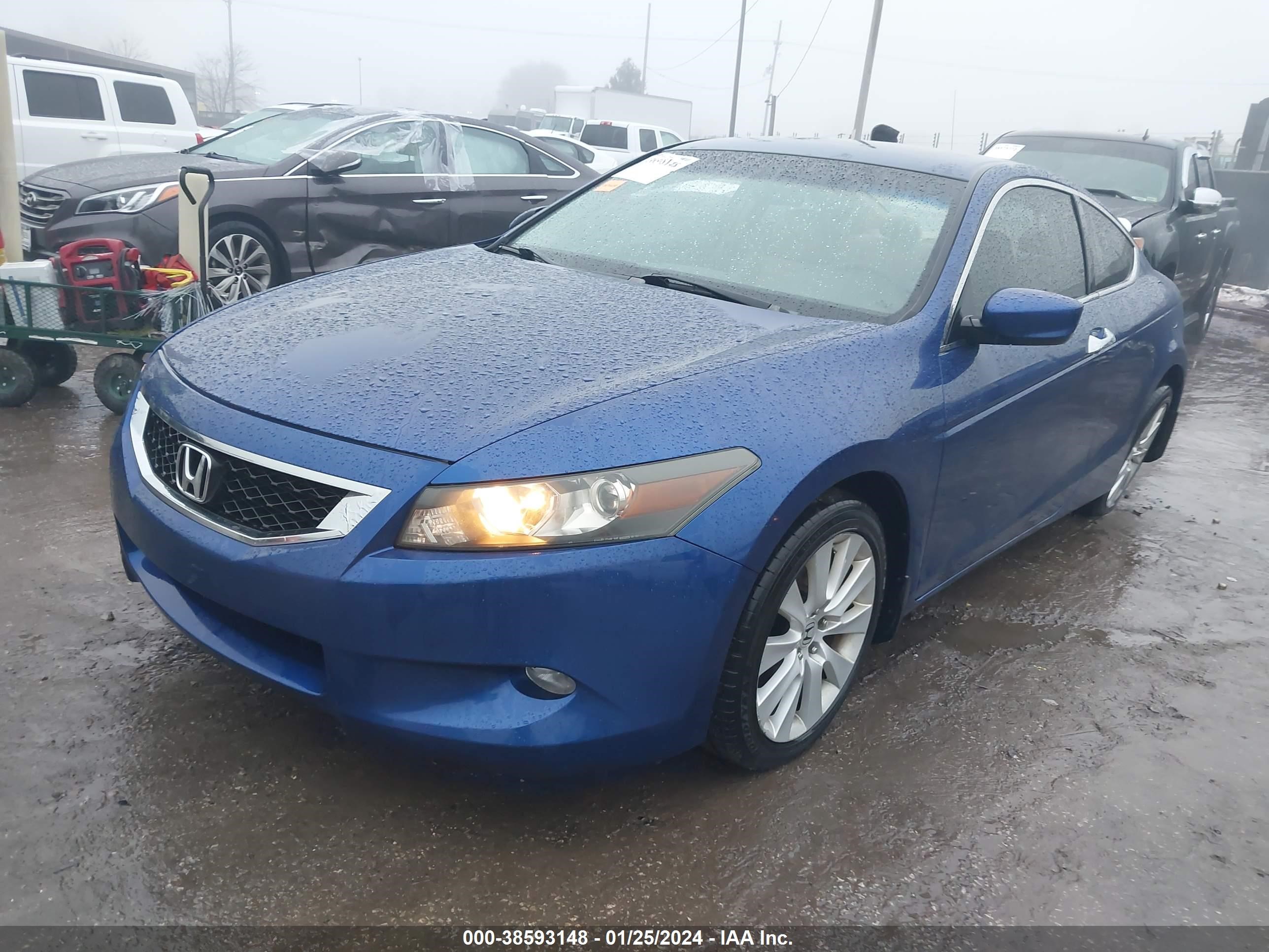 Photo 1 VIN: 1HGCS22819A006243 - HONDA ACCORD 