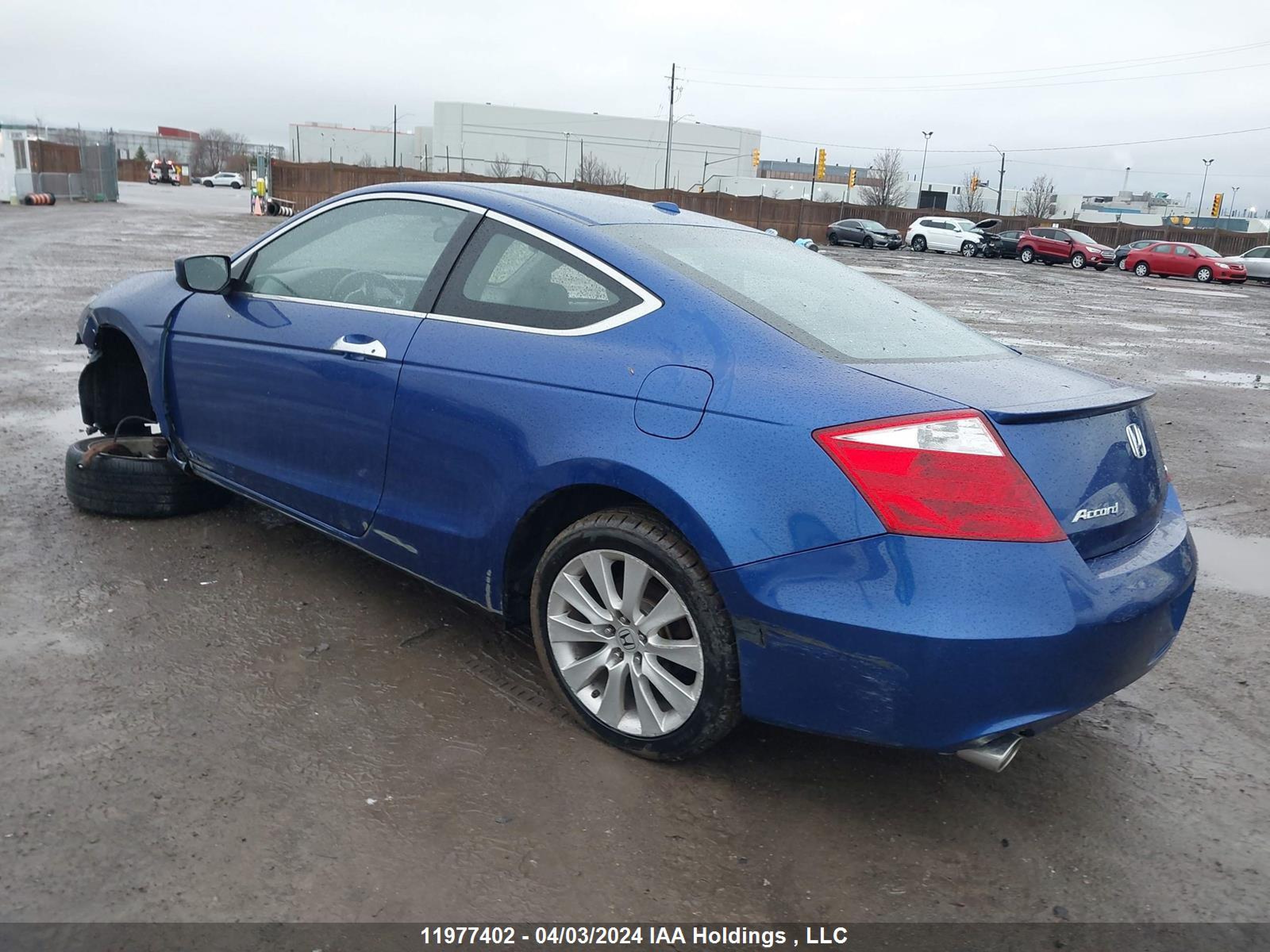 Photo 2 VIN: 1HGCS22828A800117 - HONDA ACCORD 