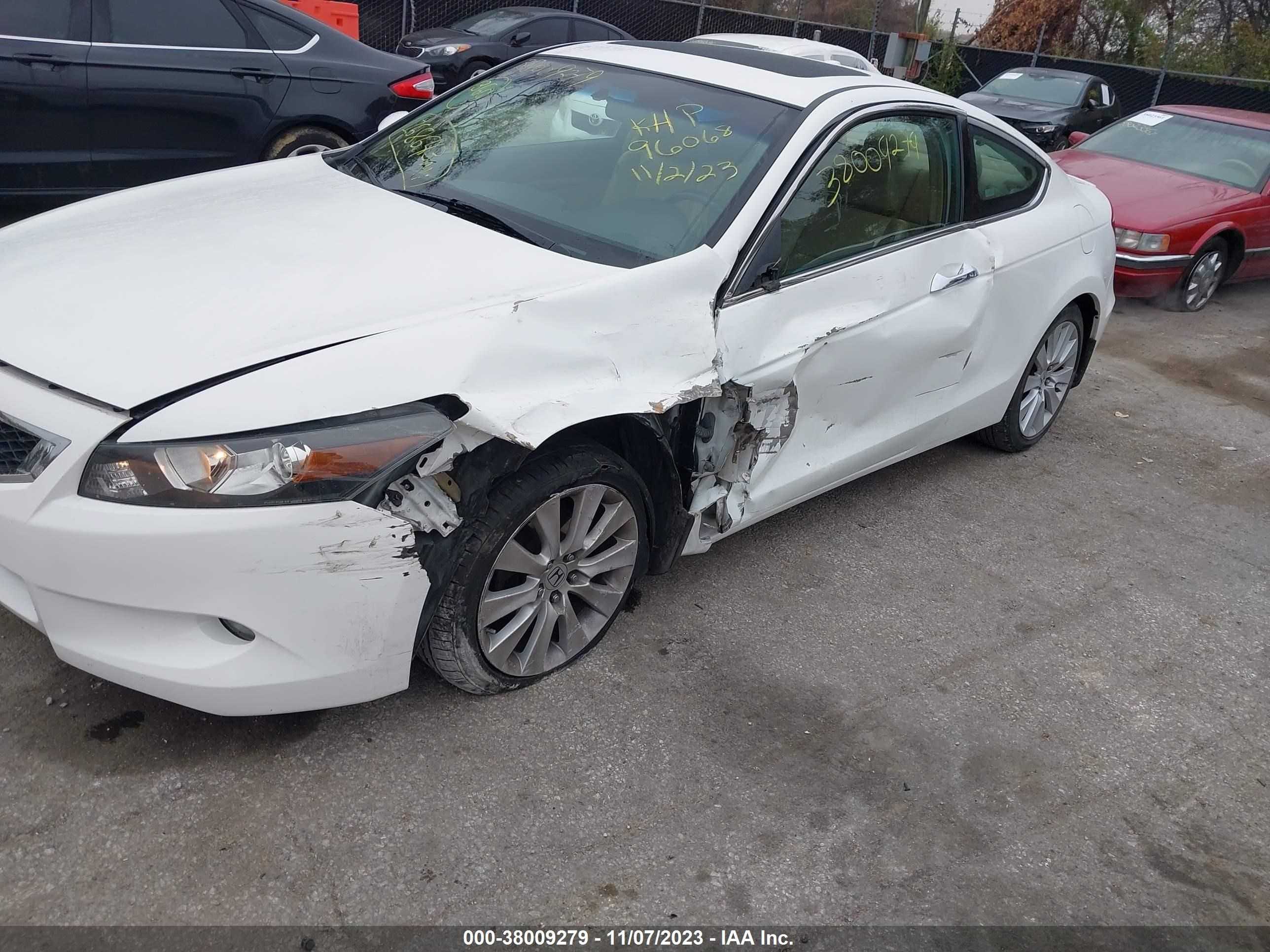 Photo 5 VIN: 1HGCS22829A009961 - HONDA ACCORD 