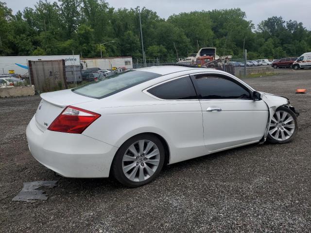 Photo 2 VIN: 1HGCS22868A009640 - HONDA ACCORD 