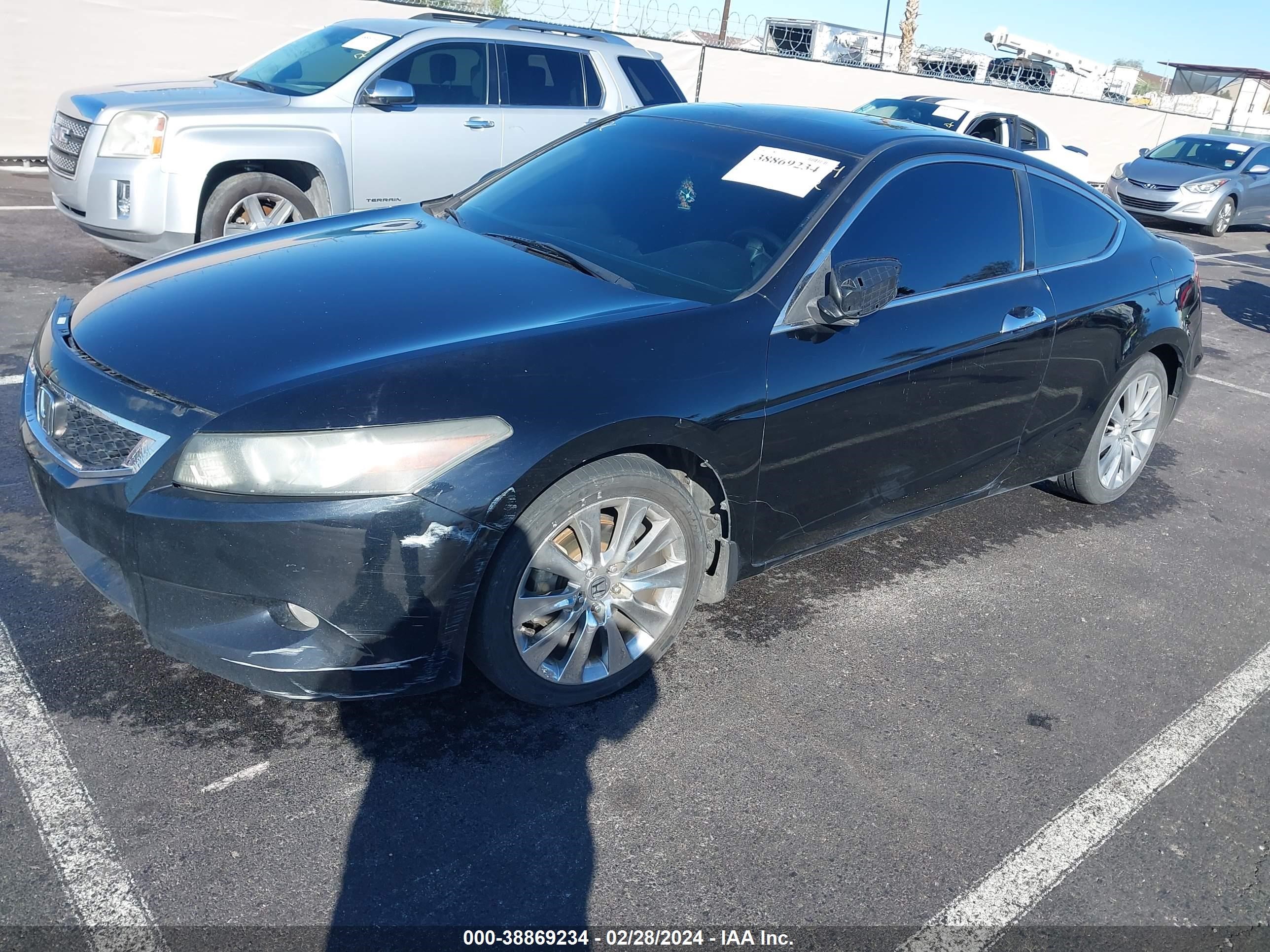 Photo 1 VIN: 1HGCS22878A016001 - HONDA ACCORD 