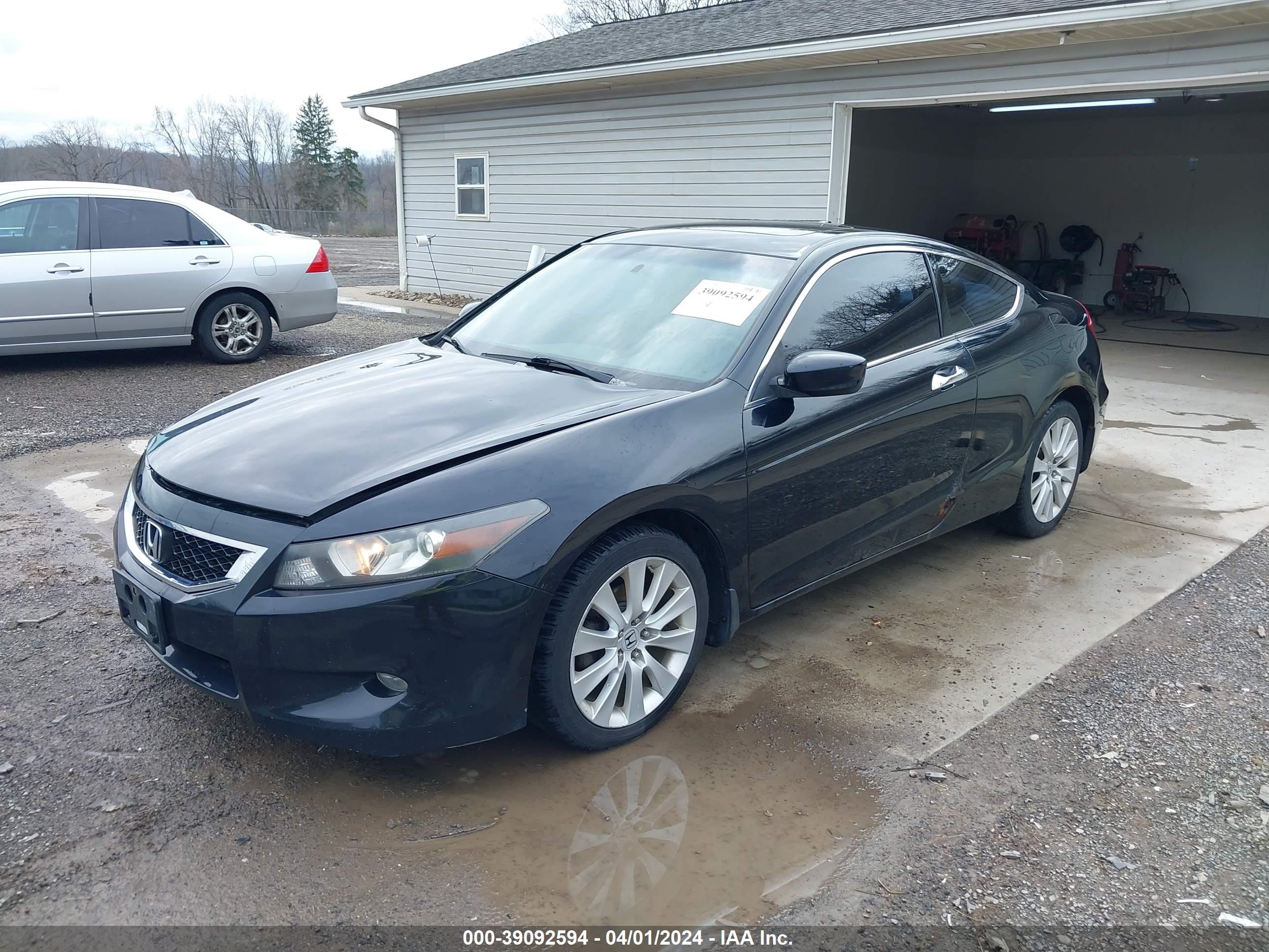 Photo 1 VIN: 1HGCS22888A014371 - HONDA ACCORD 