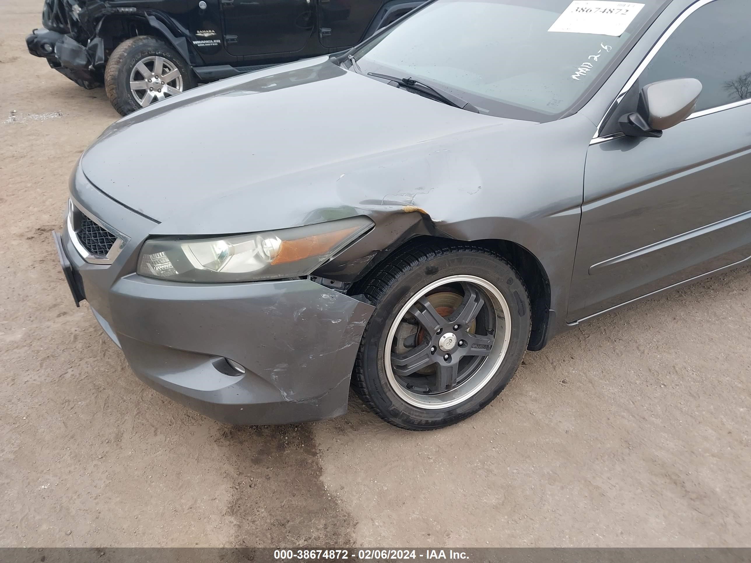 Photo 5 VIN: 1HGCS22898A007395 - HONDA ACCORD 